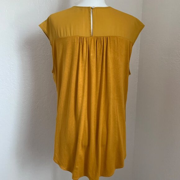 DR2 Sleeveless Keyhole Blouse Mustard Yellow L - Picture 5 of 10